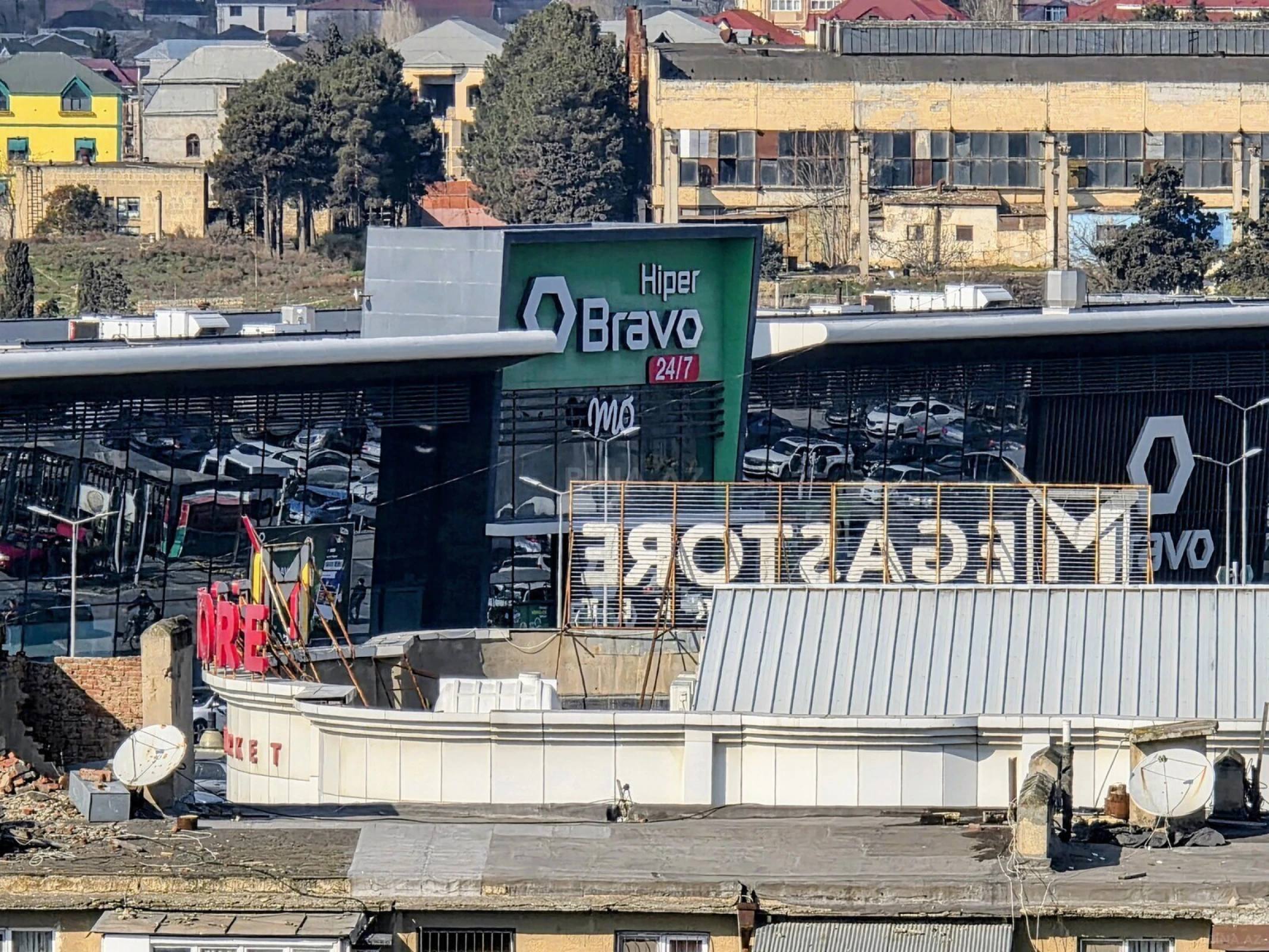 Satılır 2 otaqlı mənzil 74.9 m²