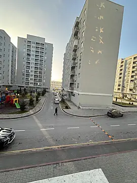 Kirayə verilir 3 otaqlı mənzil 77 m²