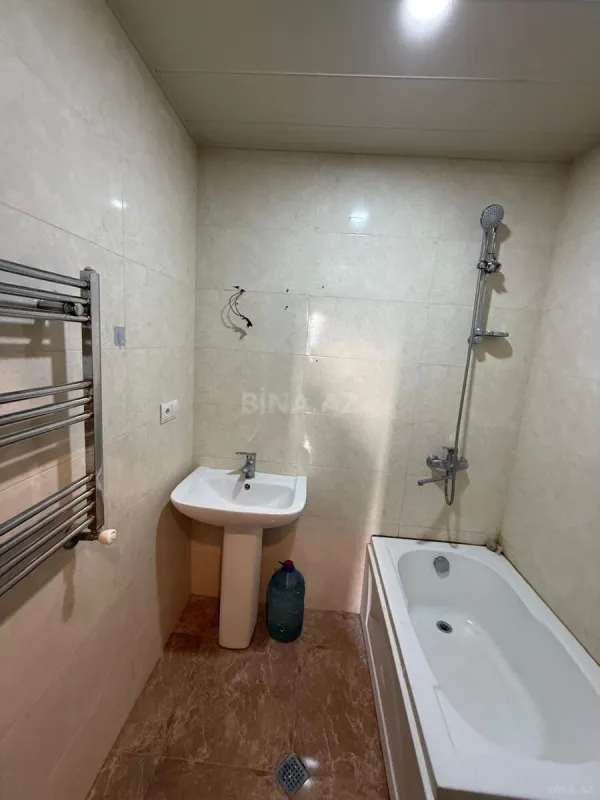 Kirayə verilir 3 otaqlı mənzil 77 m²