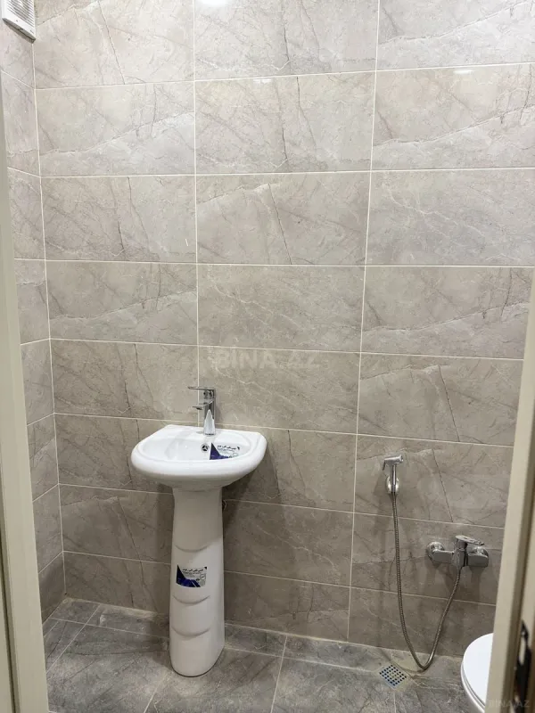 Satılır 3 otaqlı mənzil 113 m²