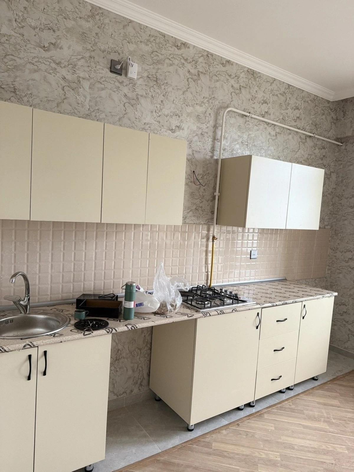 Satılır 3 otaqlı mənzil 113 m²