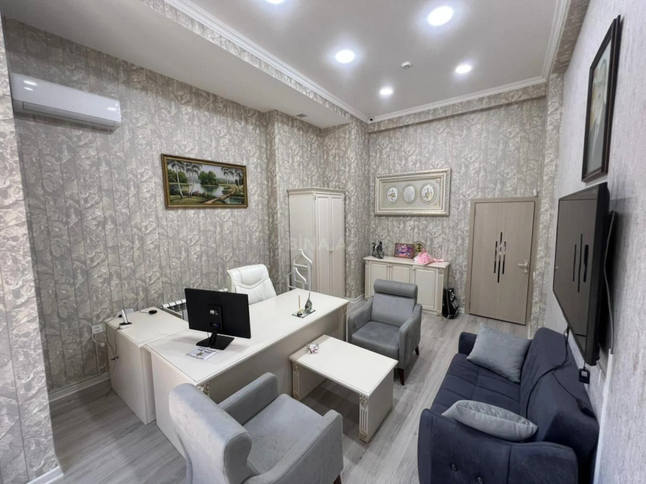 Satılır obyekt 850 m²