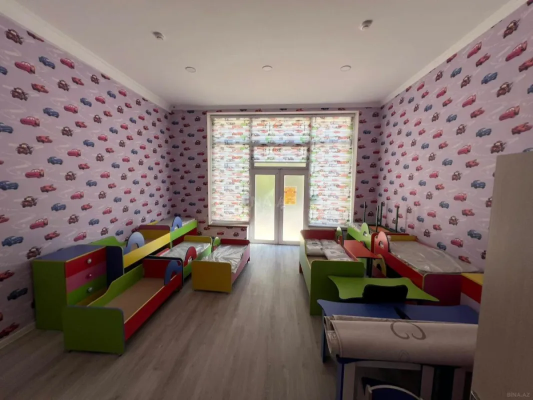 Satılır obyekt 850 m²