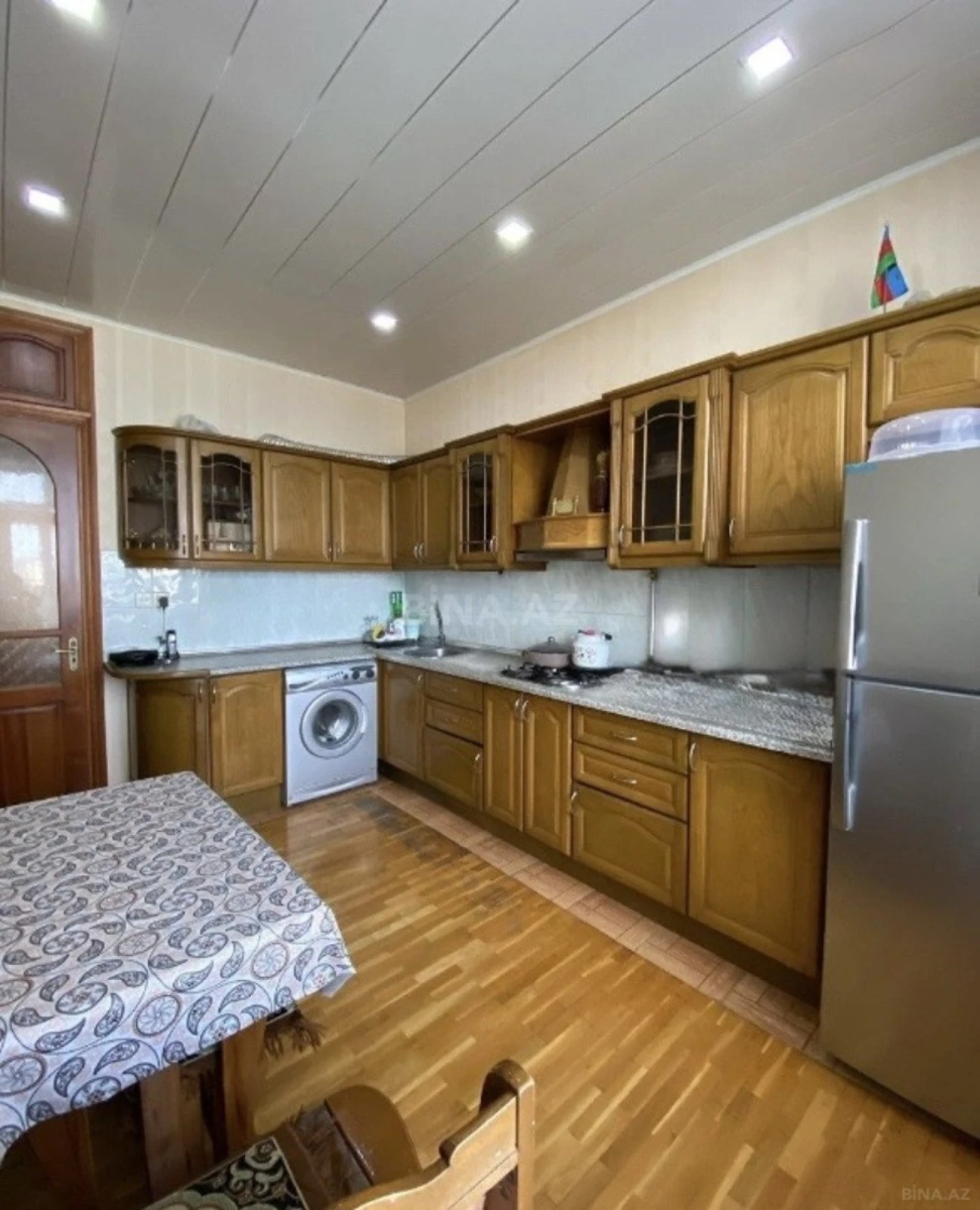 Satılır 2 otaqlı mənzil 85 m²