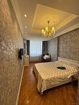 Kirayə verilir 3 otaqlı mənzil 140 m² — Bakı, Memar Əcəmi yanı 3 otaq 140.00 m²