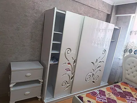 Kirayə verilir 2 otaqlı mənzil 65 m²