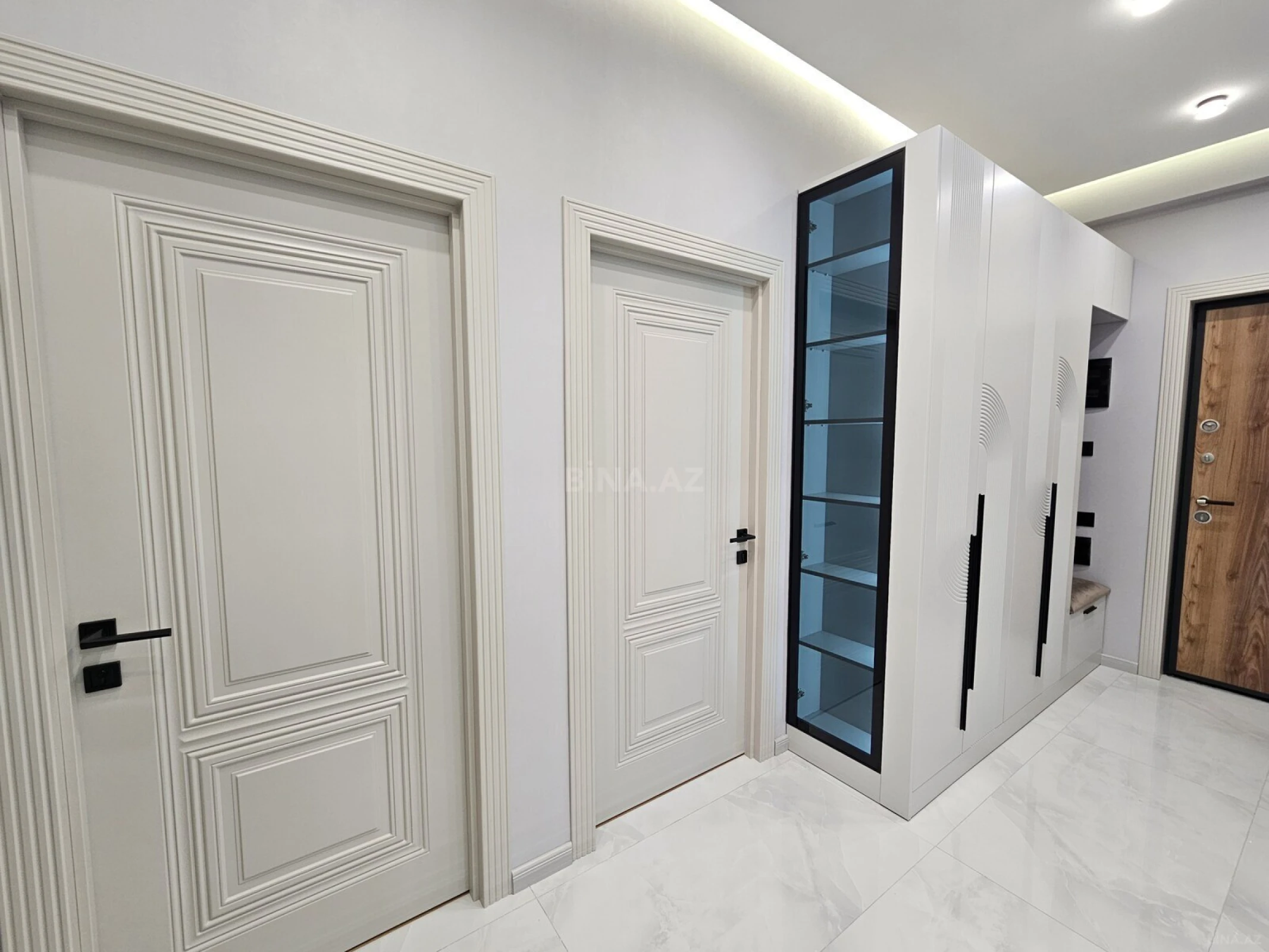 Satılır 2 otaqlı mənzil 55 m²