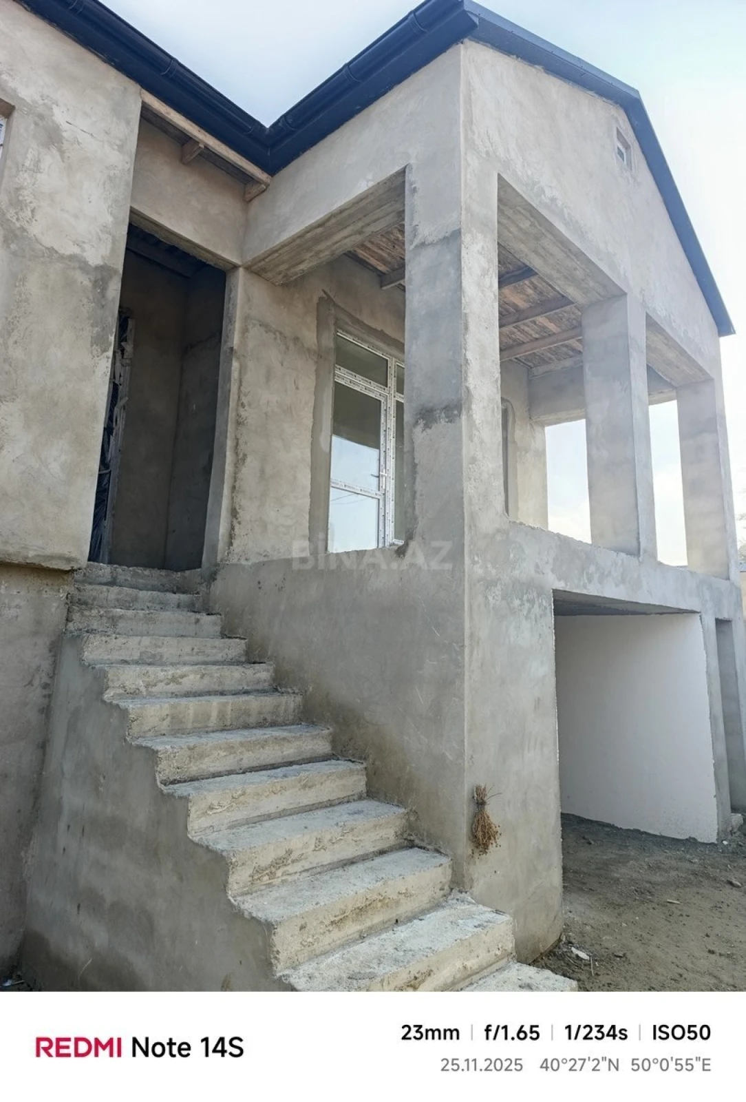 Satılır 5 otaqlı həyət evi 170 m²