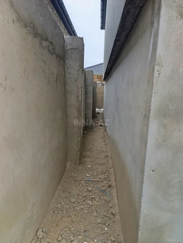 Satılır 5 otaqlı həyət evi 170 m²