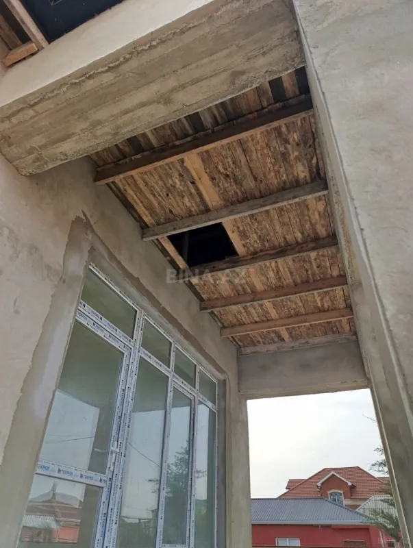 Satılır 5 otaqlı həyət evi 170 m²