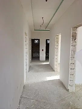 Satılır 5 otaqlı həyət evi 170 m²