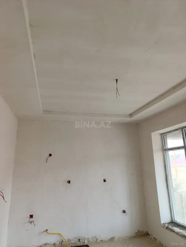 Satılır 5 otaqlı həyət evi 170 m²