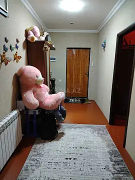 Satılır 2 otaqlı mənzil 93 m²