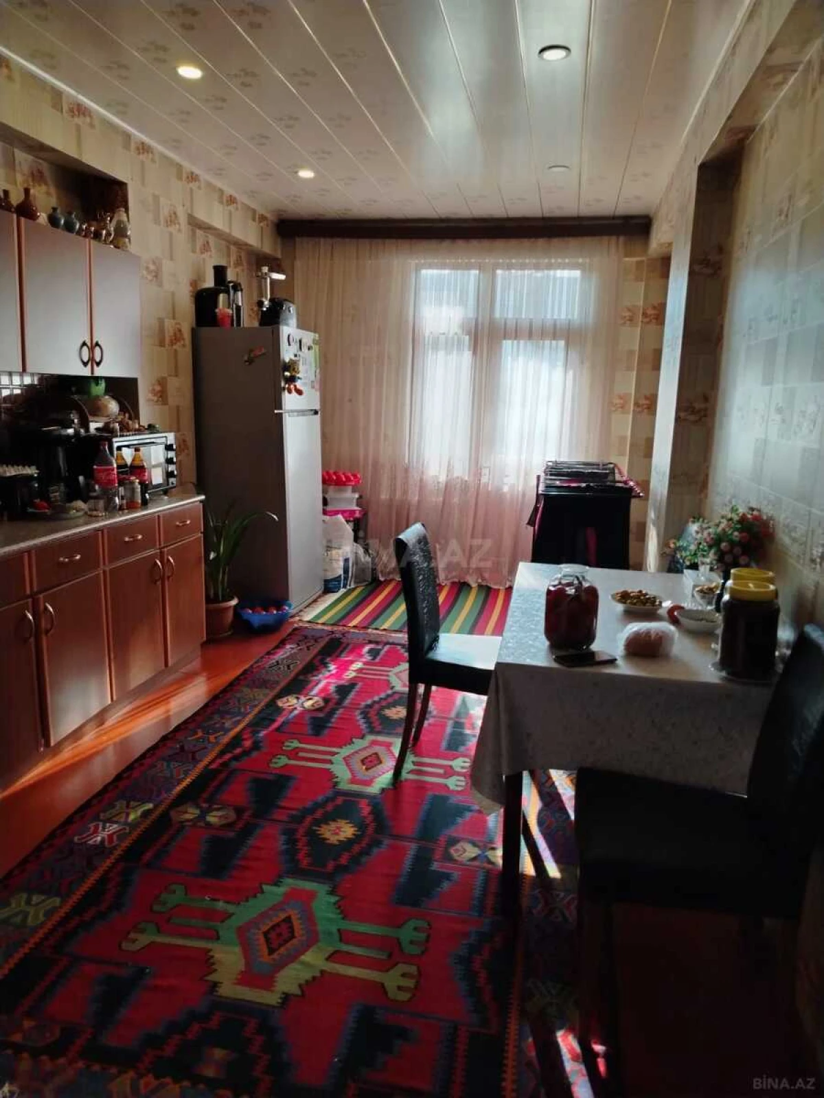 Satılır 2 otaqlı mənzil 93 m²