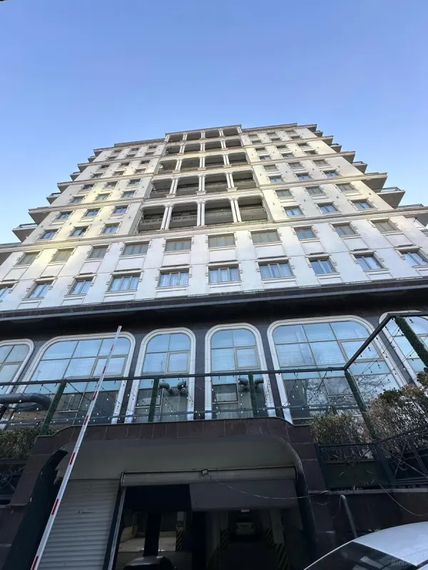 Kirayə verilir 3 otaqlı mənzil 170 m²