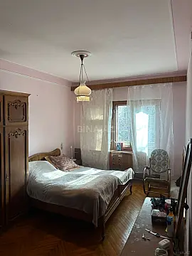 Satılır 4 otaqlı mənzil 100 m²