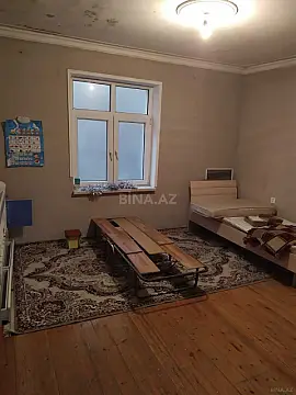Satılır 8 otaqlı həyət evi 350 m²