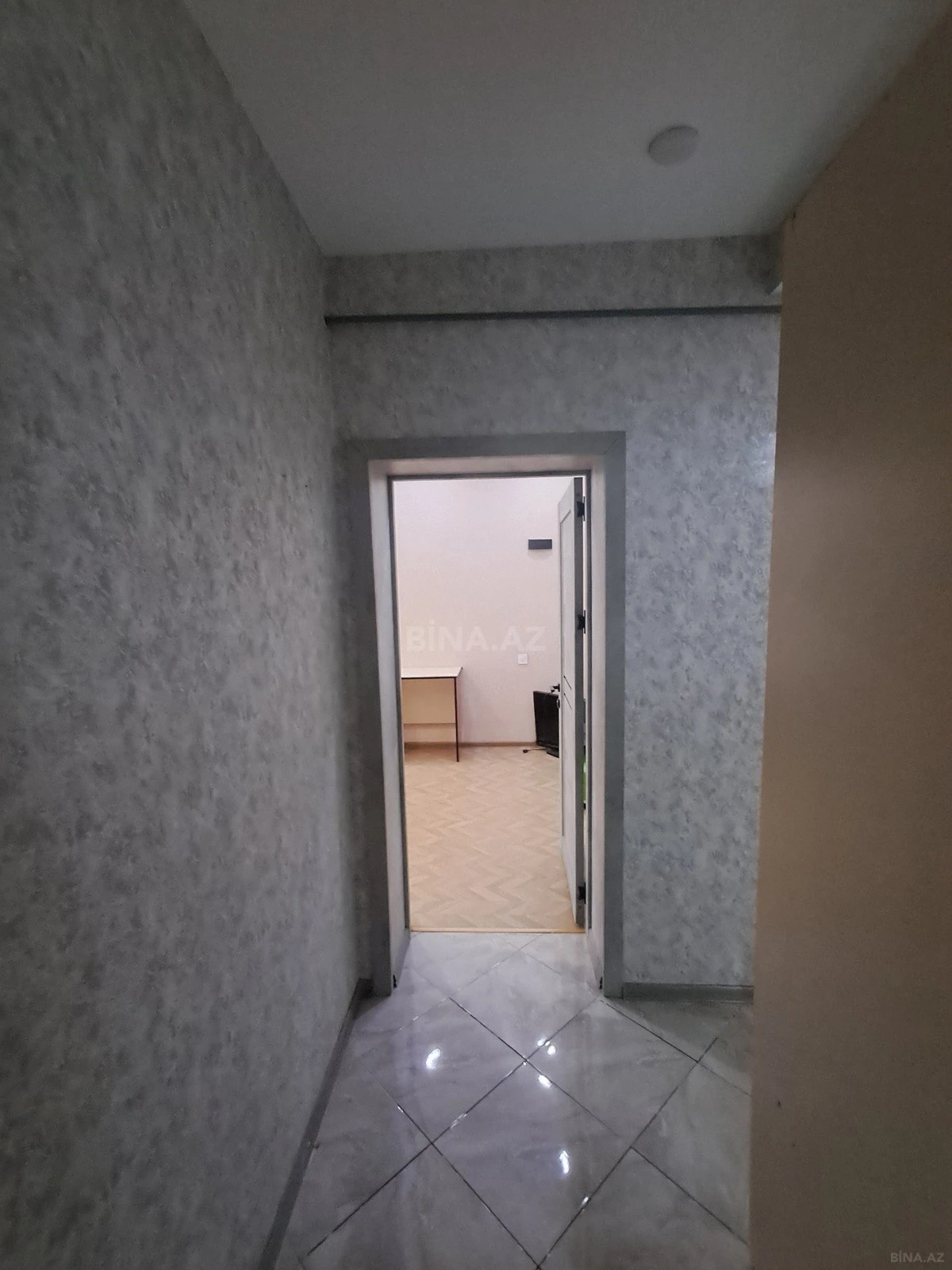 Satılır 2 otaqlı mənzil 47 m²