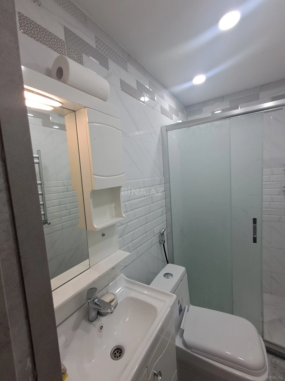 Satılır 2 otaqlı mənzil 47 m²