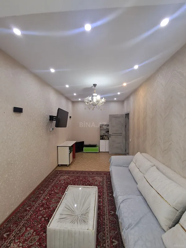 Satılır 2 otaqlı mənzil 47 m²