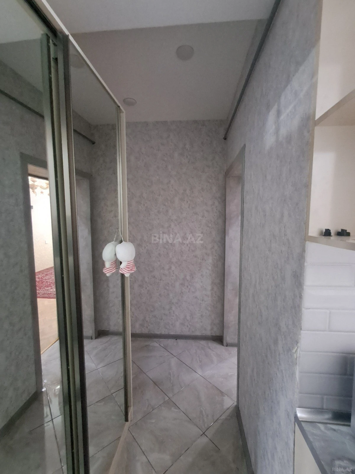 Satılır 2 otaqlı mənzil 47 m²