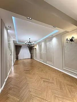 Satılır 4 otaqlı mənzil 140 m² — Bakı, Nizami 4 otaq 140.00 m²