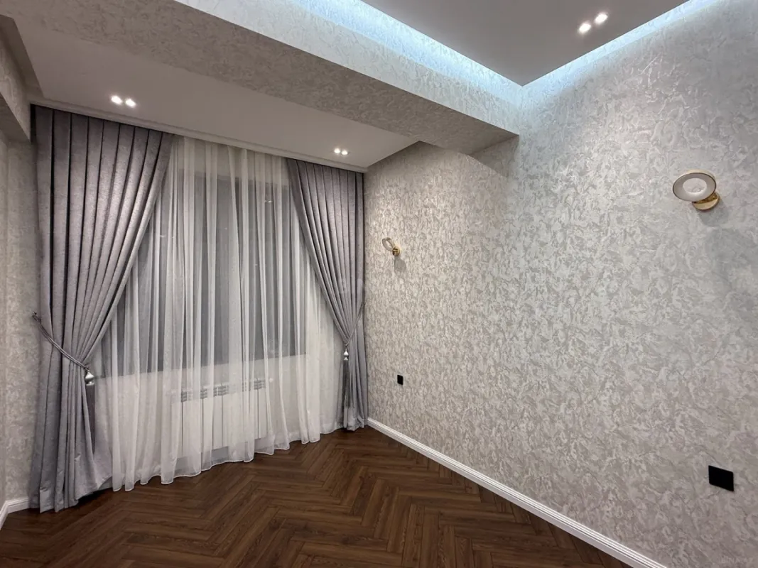 Satılır 3 otaqlı mənzil 89 m²