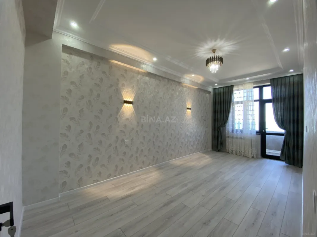 Satılır 2 otaqlı mənzil 71 m²