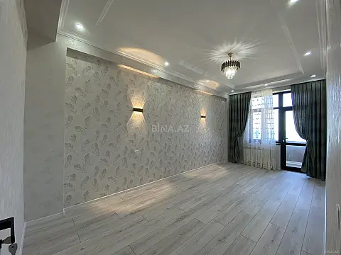 Satılır 2 otaqlı mənzil 71 m²