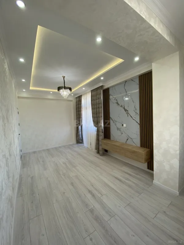 Satılır 2 otaqlı mənzil 74 m²