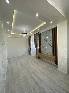 Satılır 2 otaqlı mənzil 74 m²