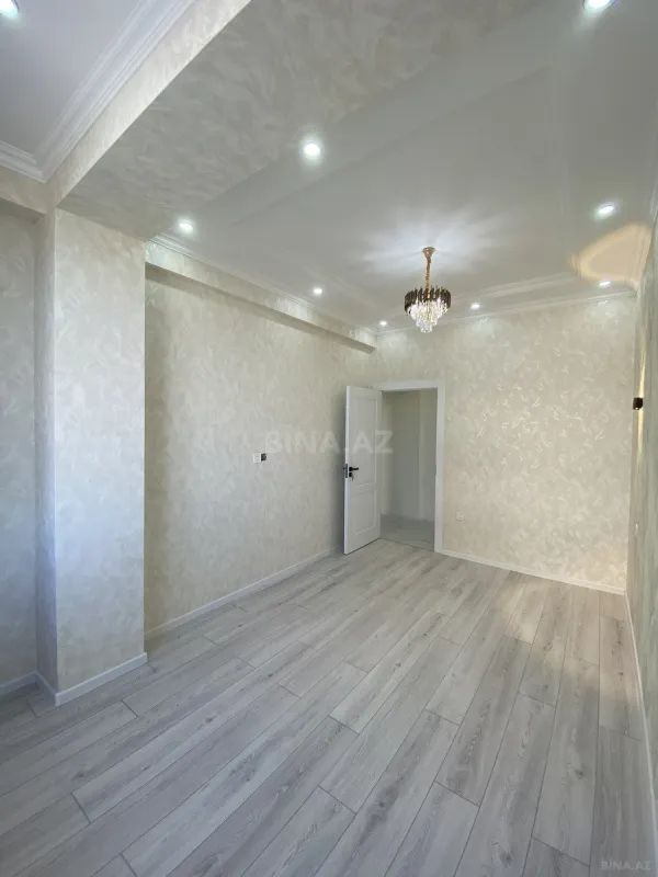 Satılır 2 otaqlı mənzil 74 m²