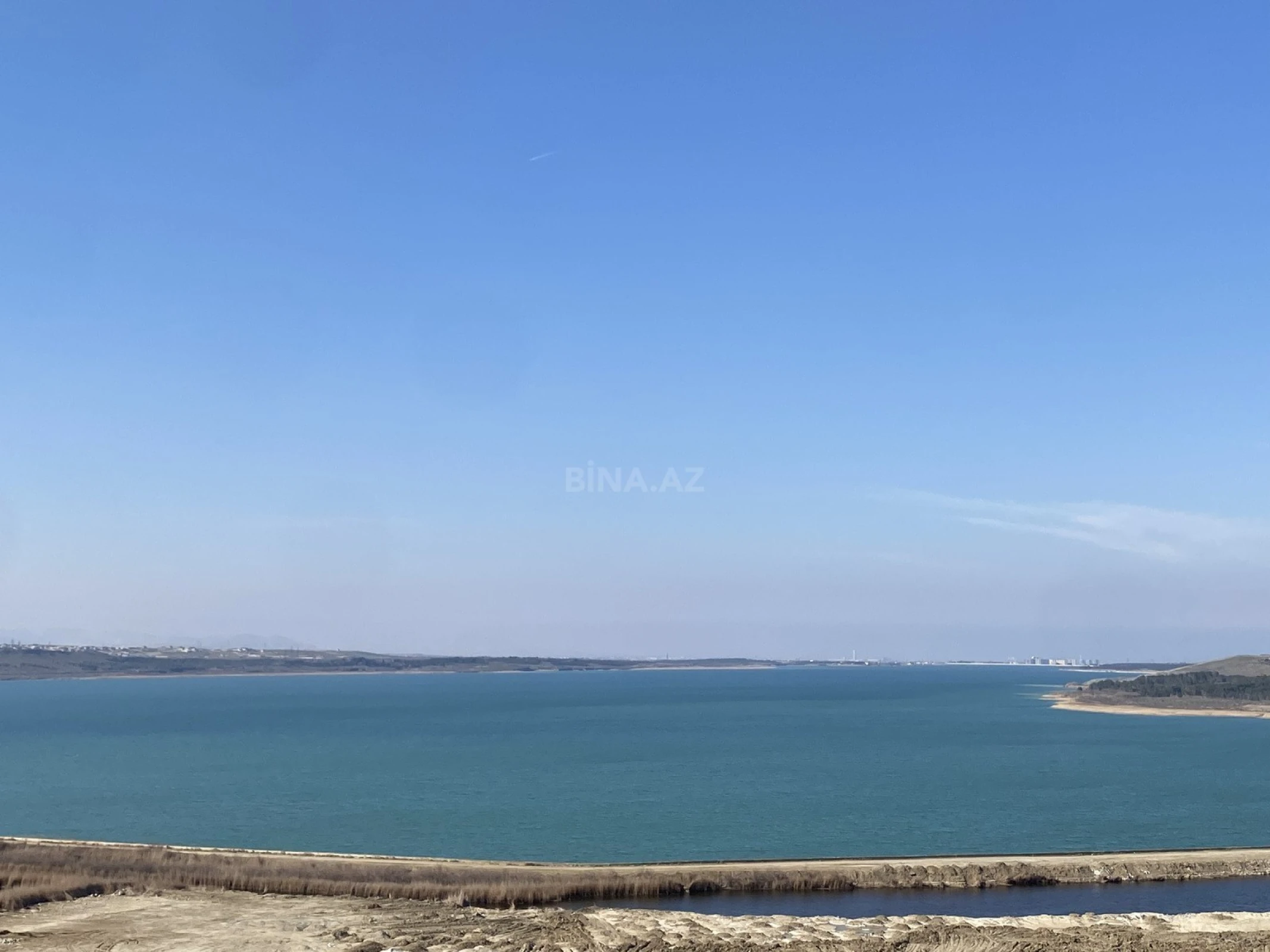 Satılır 2 otaqlı mənzil 75 m²