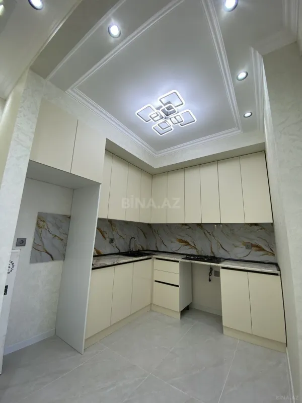 Satılır 2 otaqlı mənzil 75 m²