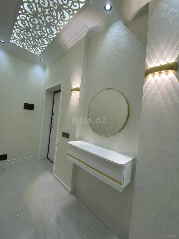 Satılır 2 otaqlı mənzil 75 m²