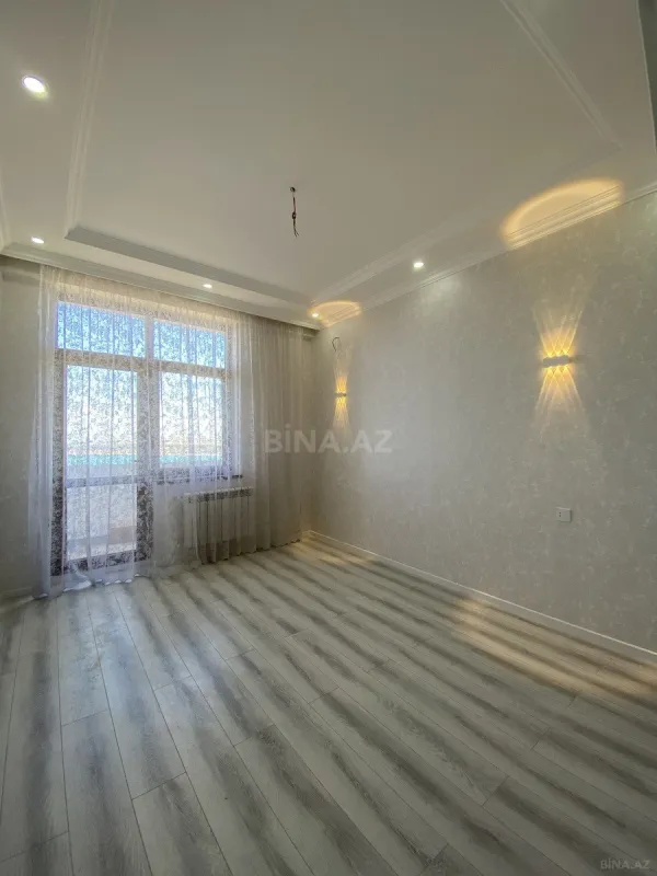 Satılır 3 otaqlı mənzil 92 m²
