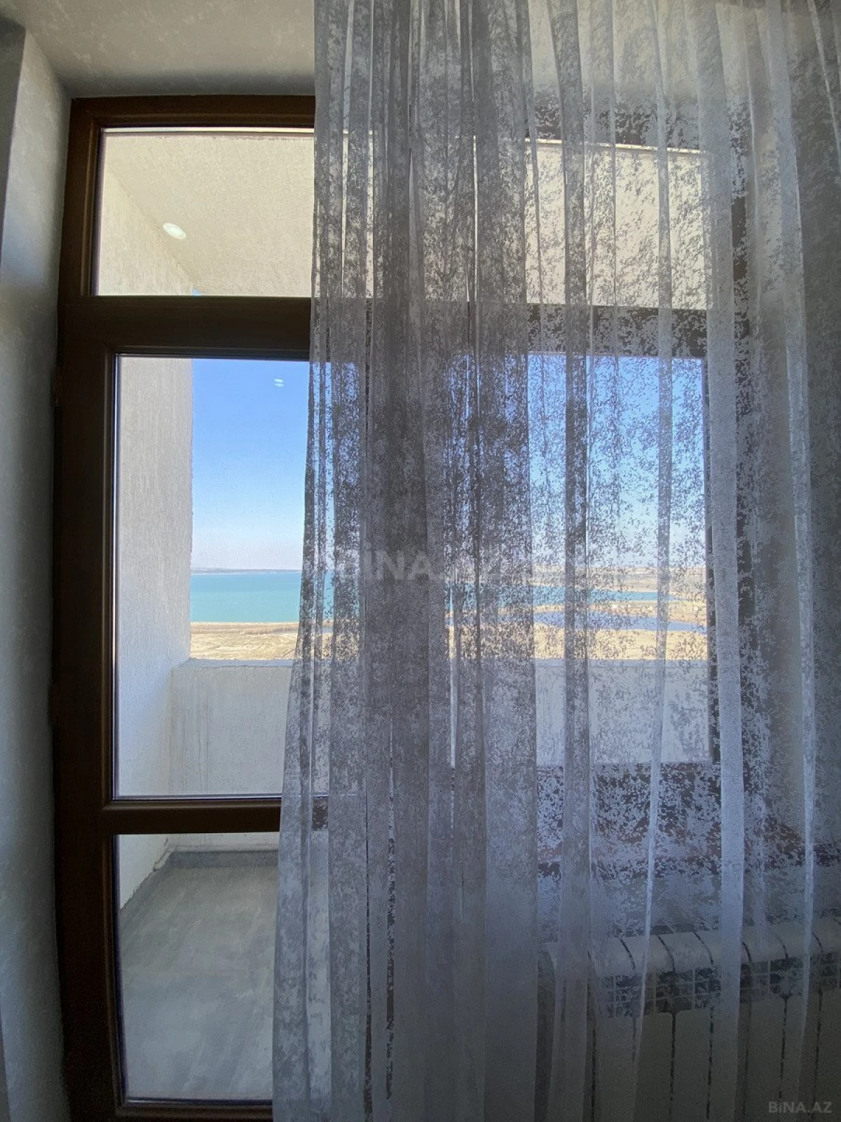 Satılır 3 otaqlı mənzil 92 m²
