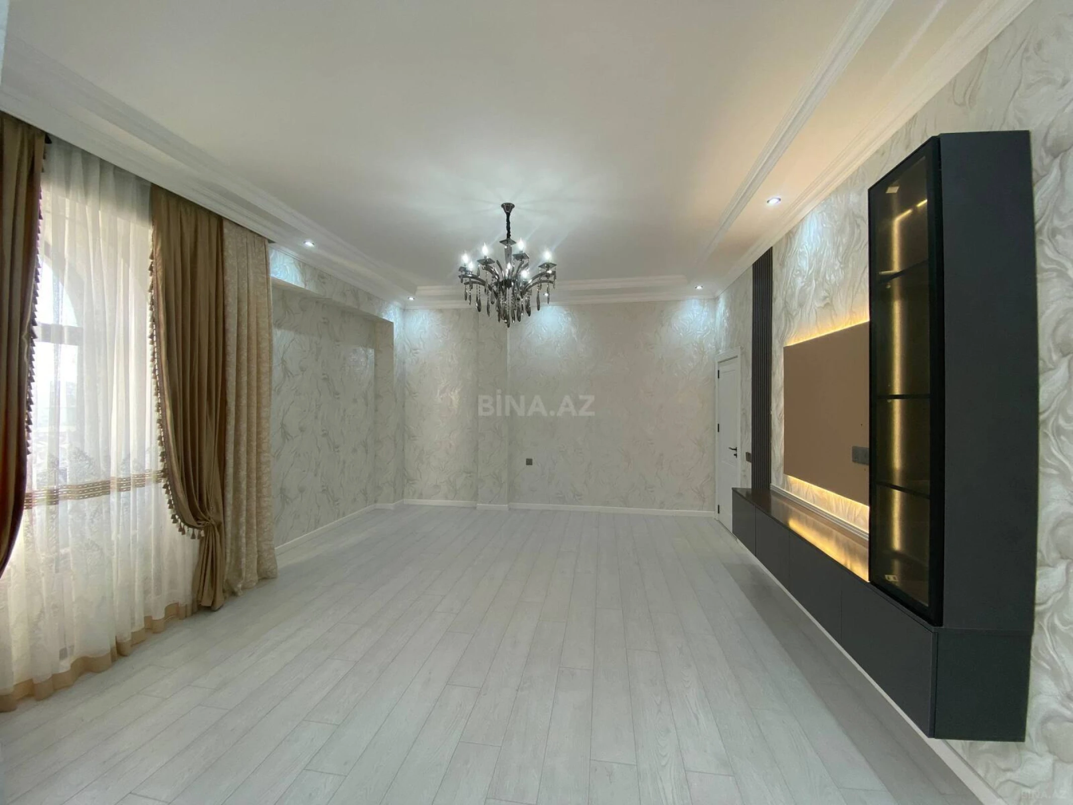 Satılır 3 otaqlı mənzil 83 m²