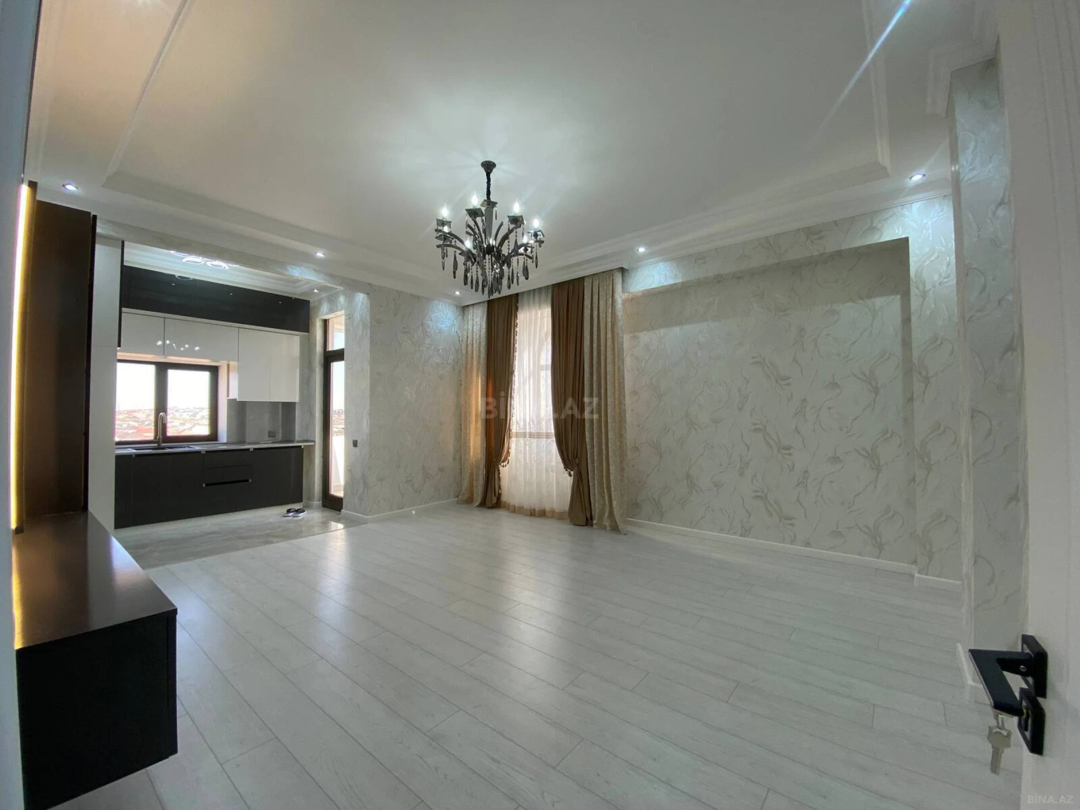 Satılır 3 otaqlı mənzil 83 m²