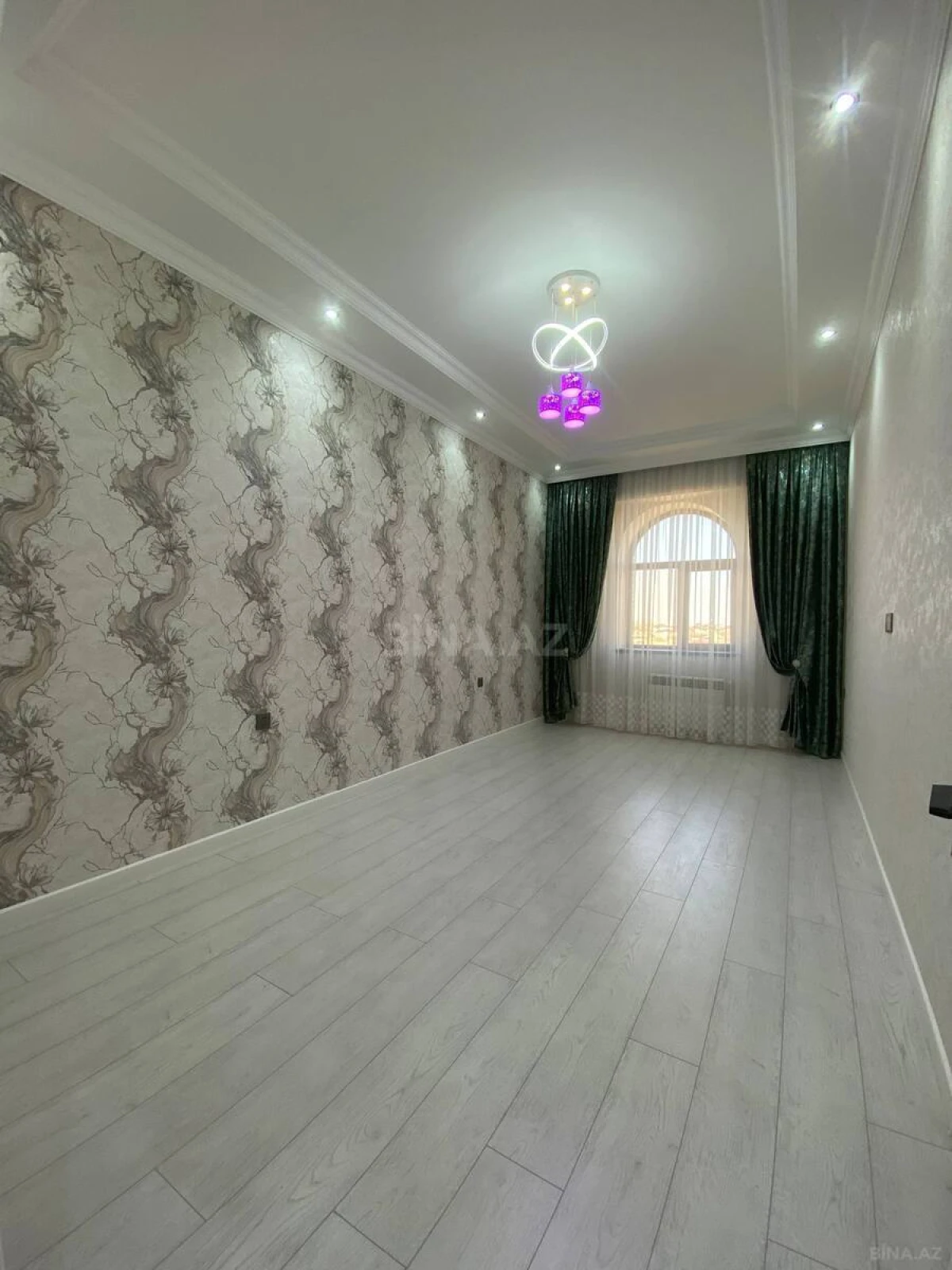 Satılır 3 otaqlı mənzil 83 m²