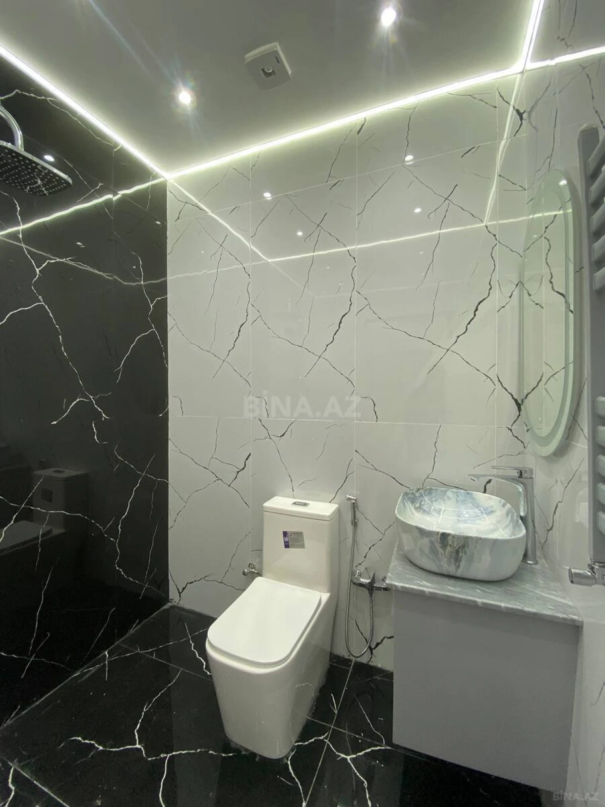 Satılır 3 otaqlı mənzil 83 m²