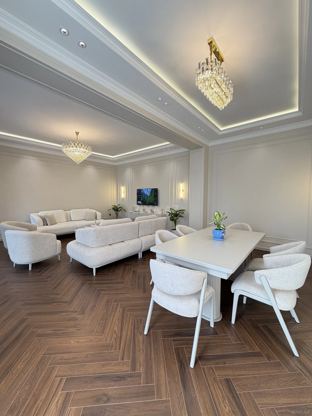 Satılır 4 otaqlı həyət evi 200 m²