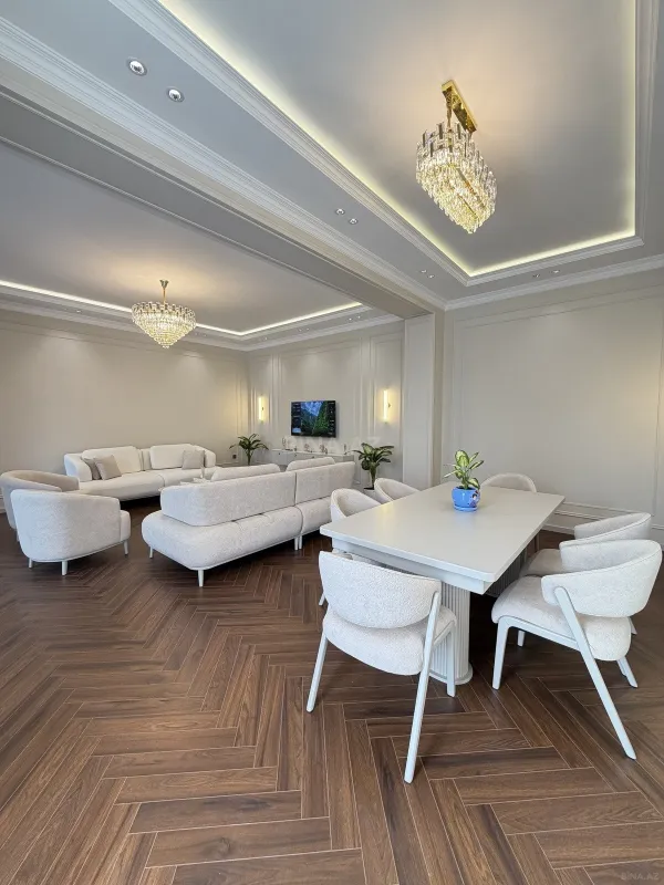 Satılır 4 otaqlı həyət evi 200 m²