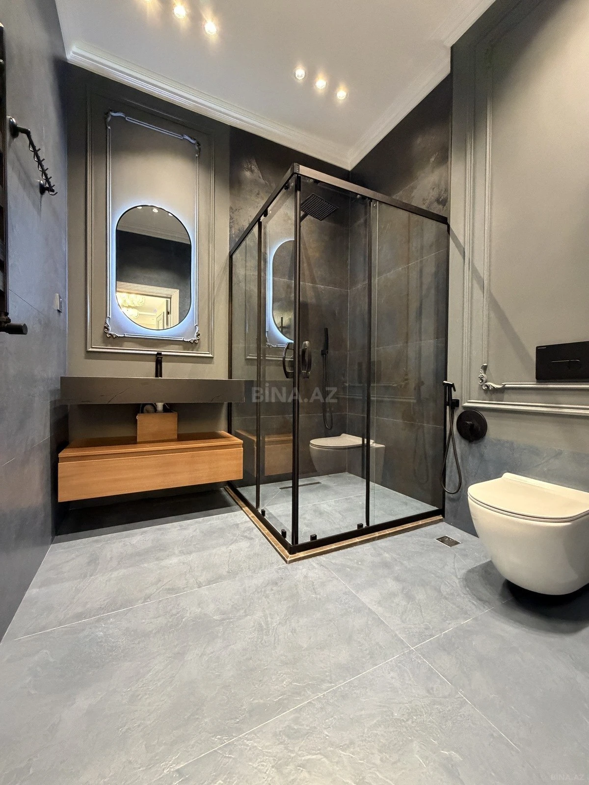 Satılır 4 otaqlı həyət evi 200 m²