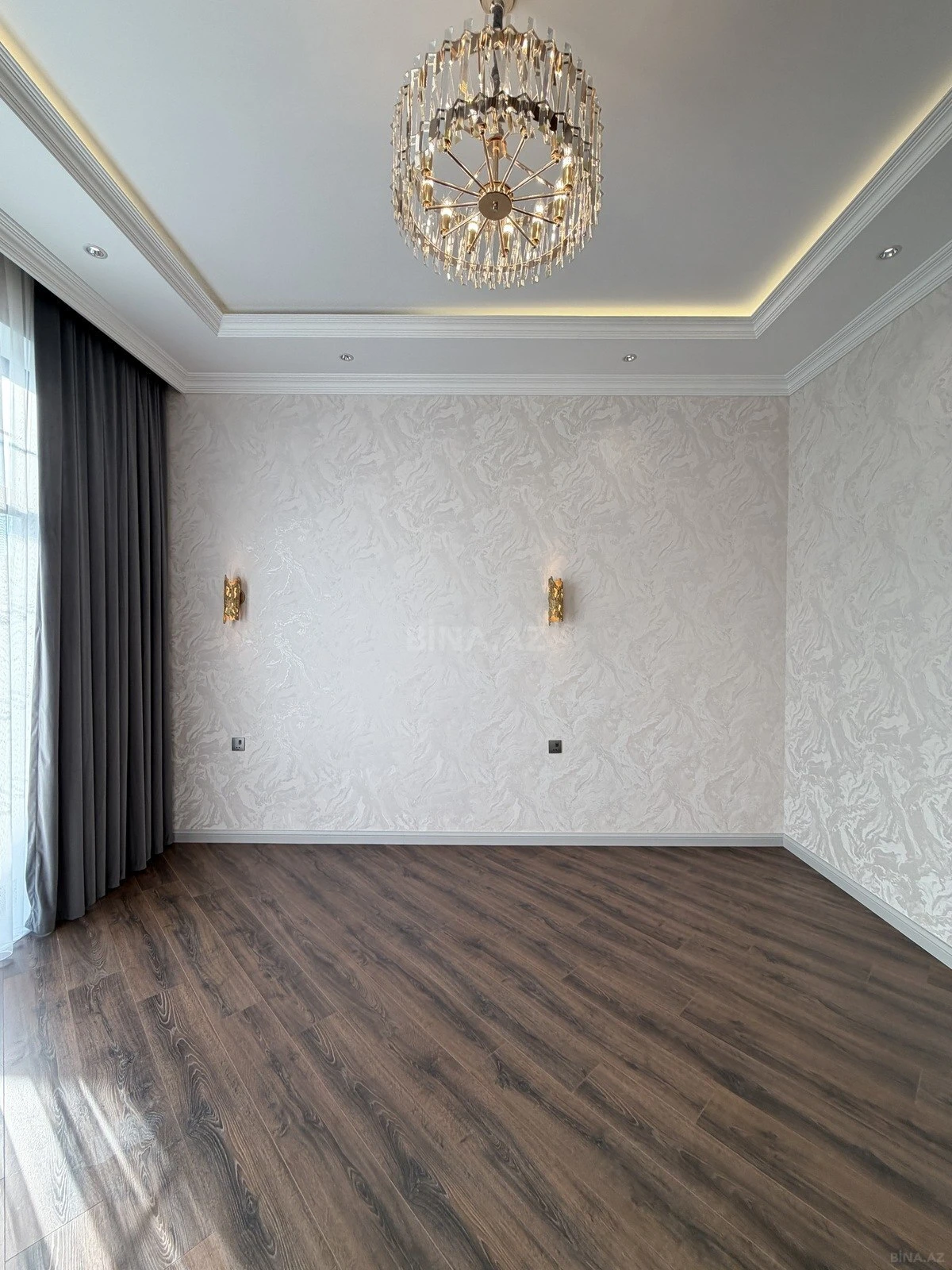 Satılır 4 otaqlı həyət evi 200 m²
