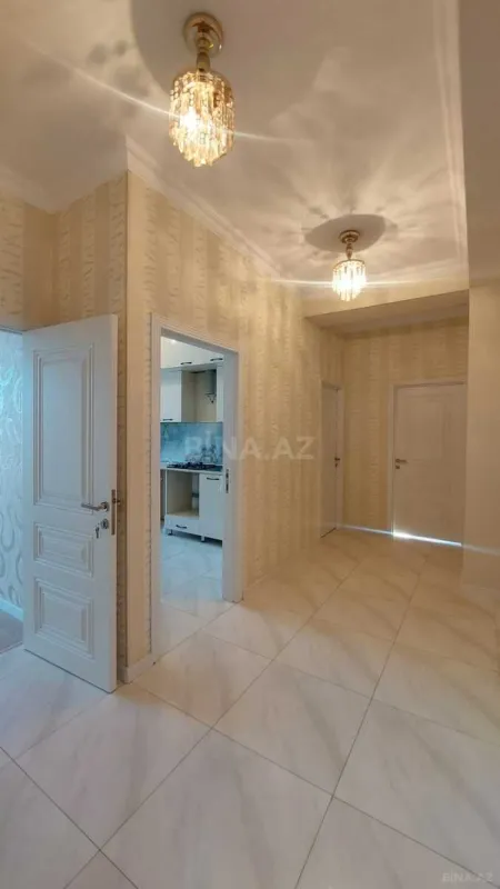 Satılır 3 otaqlı mənzil 91 m²
