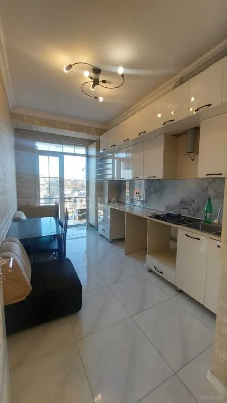 Satılır 3 otaqlı mənzil 91 m²