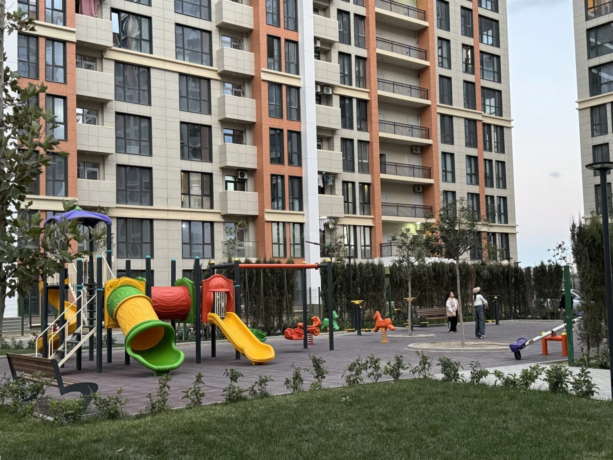 Satılır 2 otaqlı mənzil 55 m²