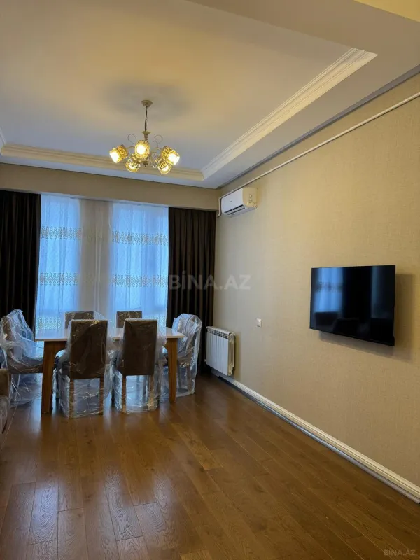 Kirayə verilir 2 otaqlı mənzil 65 m²
