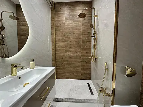 Kirayə verilir 2 otaqlı mənzil 80 m²